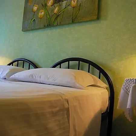 Ai Giardini Del Te Bed & Breakfast